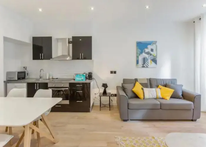 Apartamento Amazing 2 Bedroom Parisian Flat París